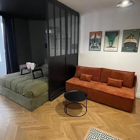 Cinema Sejournez Dans Un Decor De Film * Béziers